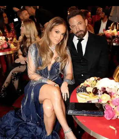 El semblante de Ben Affleck llamó la atención durante la gala. Foto Instagram