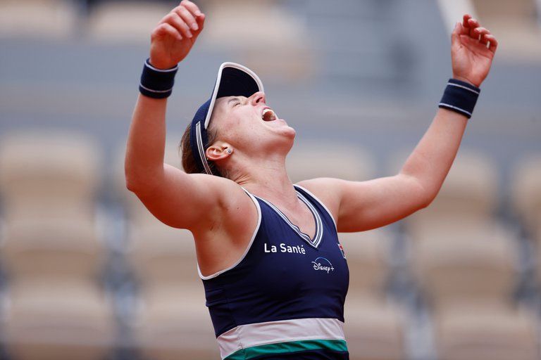 Triunfo de N. Podoroska en Roland Garros y es semifinalista 