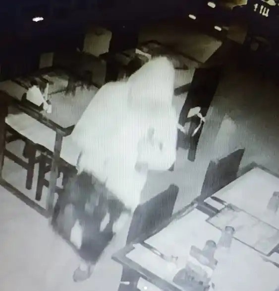 La imagen captada por las cámaras de seguridad del local.