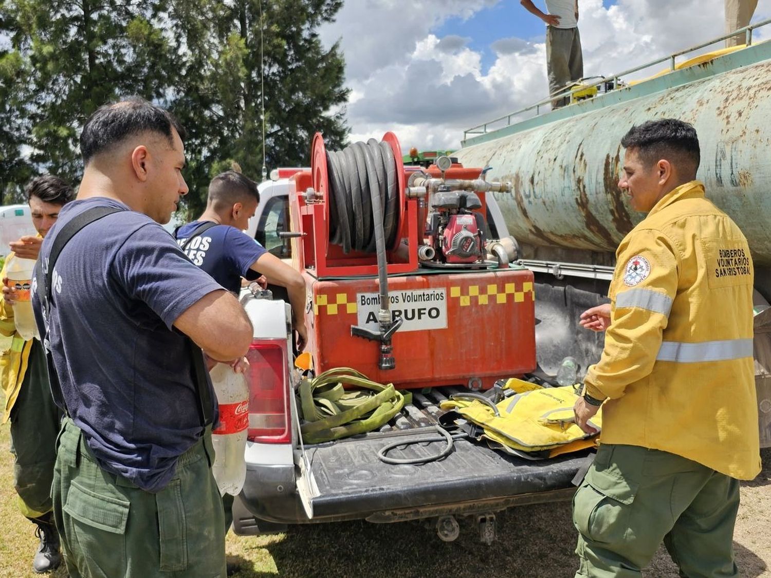 Brigadistas lograron apagar los incendios en Cacique Ariacaiquín