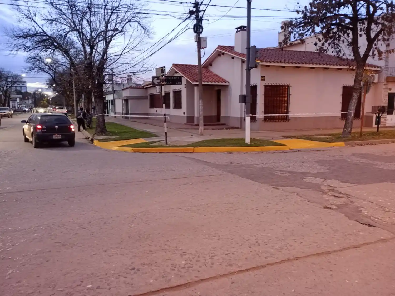 Demarcaciones en esquina de Rivadavia y Falucho. Foto: MVT