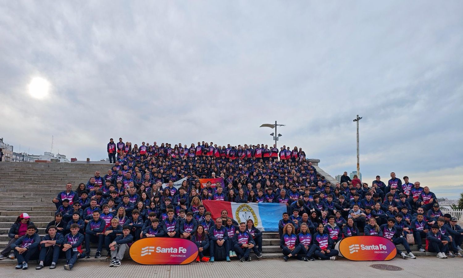 Santa Fe recibió la Copa Campeón Nacional por su desempeño en los Juegos Nacionales Evita 2025