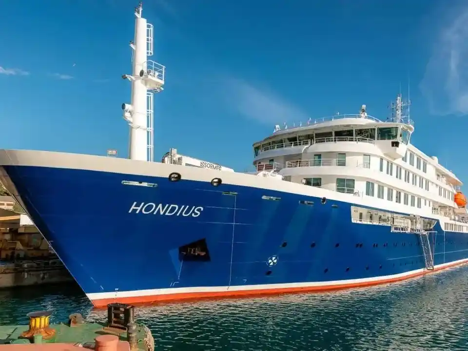 La mayoría de la tripulación del crucero deberá hacer cuarentena