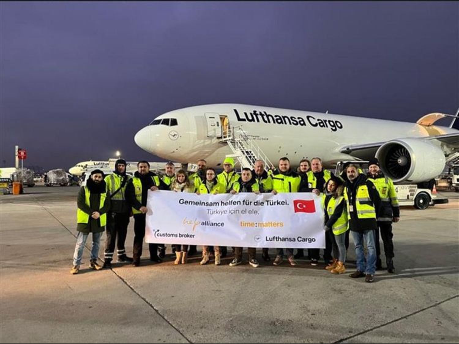 Lufthansa Cargo realiza un vuelo humanitario a Turquía