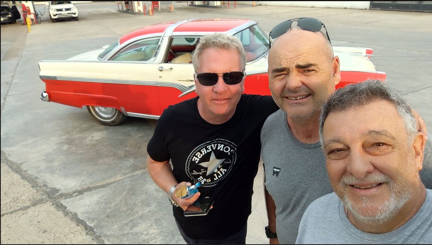 Recuerdo. El que lograron Leonardo Rossi, Sergio Abalos y Pascual Turano en otra edición del Retro Tur a bordo de una Crown Victoria Modelo 1955