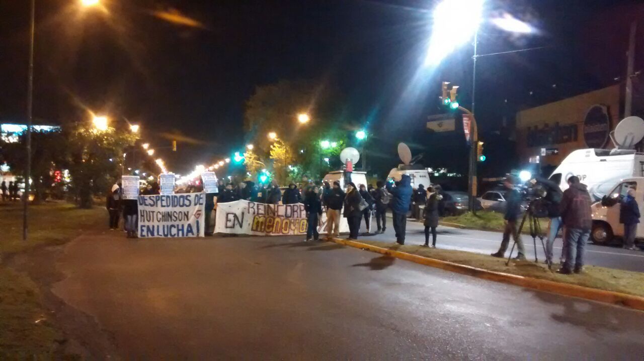 Corte de trabajadores despedidos de zona norte en Panamericana