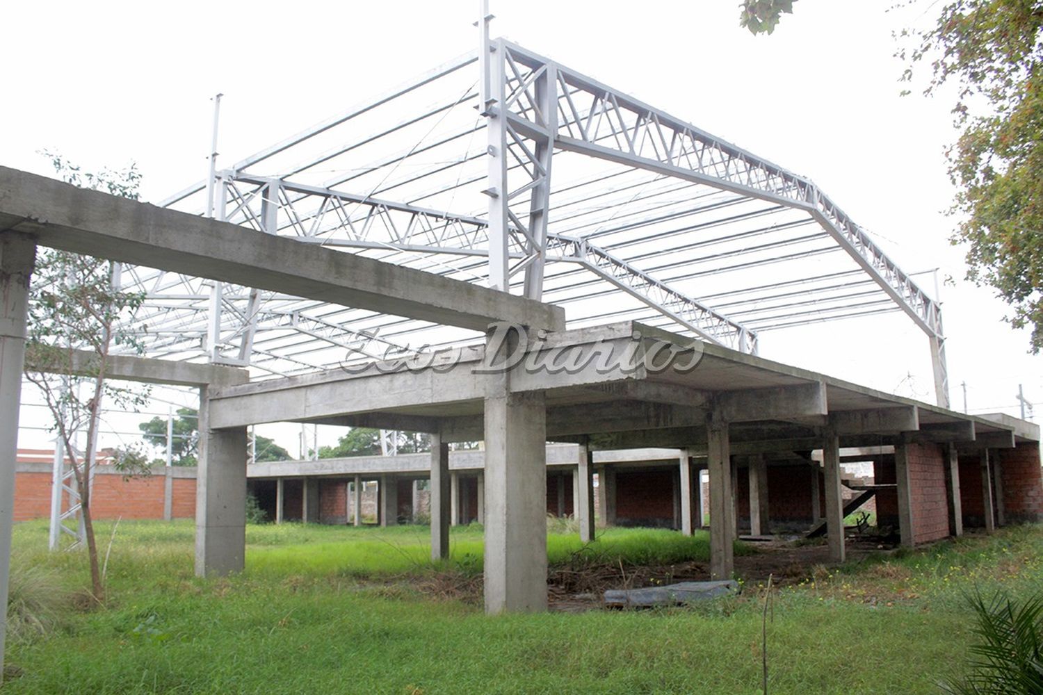 Nuevo proyecto. En lo que iba a ser el natatorio de Quequén se piensa emplazar un SUM