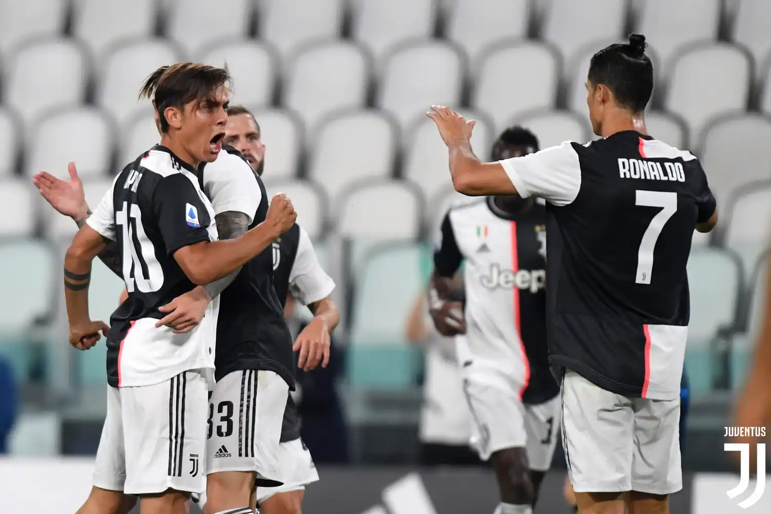 La Juve golea con Cristiano, Dybala y el regreso de Higuaín
