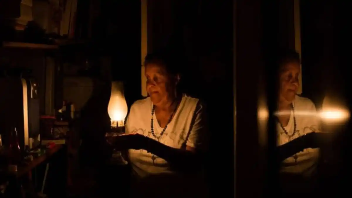 ¡SE ACABÓ LO QUE SE DABA! Sin agua, luz ni teléfono, se acabaron los subsidios y las tarifas suben de forma exagerada