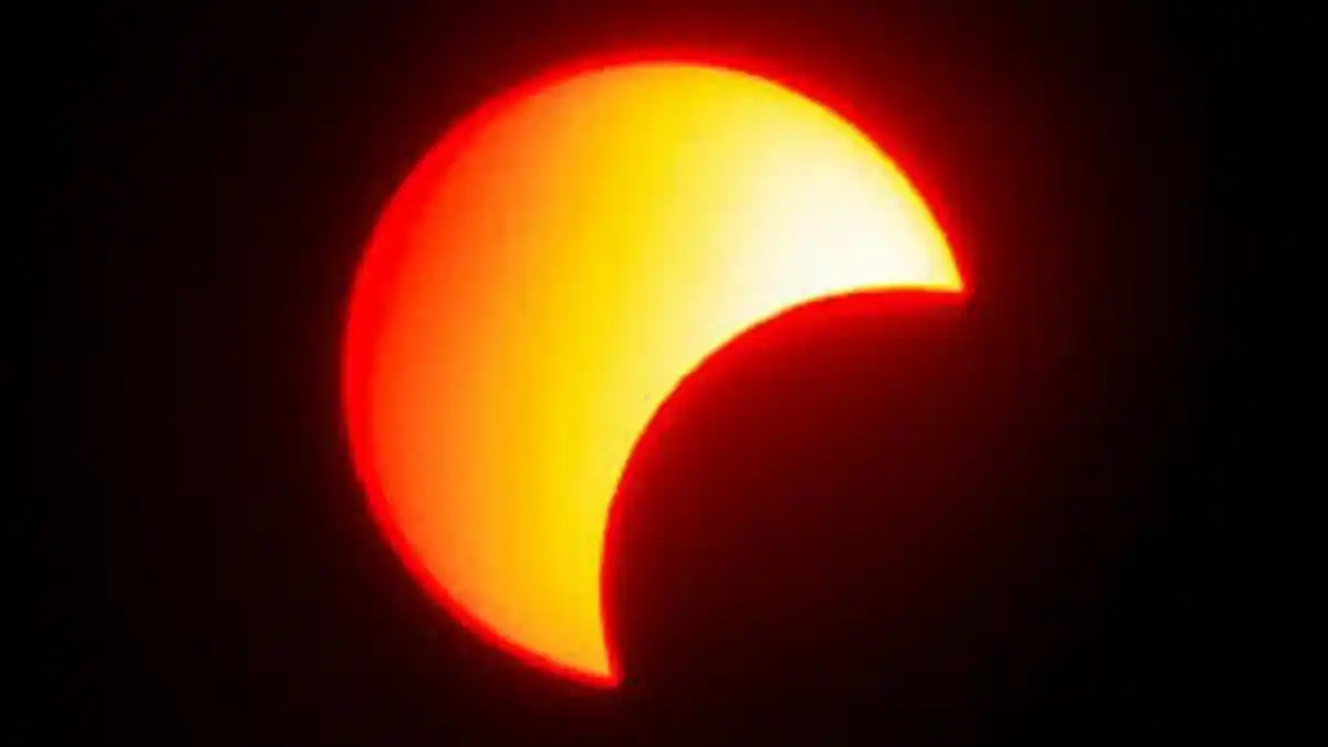 ¡PLANETARIO HUMBOLDT TIENE TODO UN PLAN! NO utilice estos implementos si va a observar el eclipse solar de este #14Oct