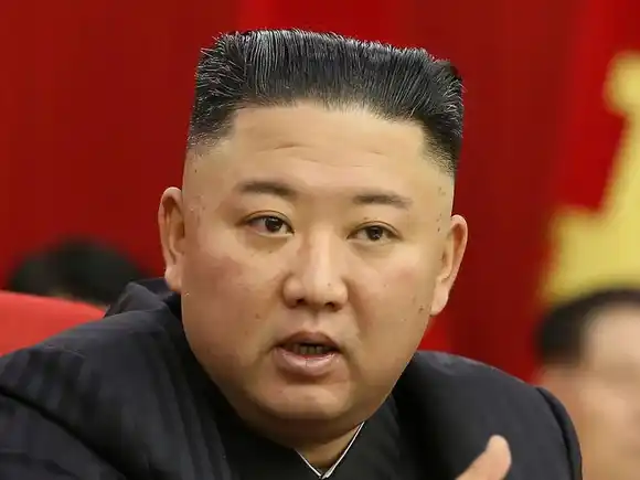 Líder norcoreano llamó a sus soldados a prepararse “para una guerra real”