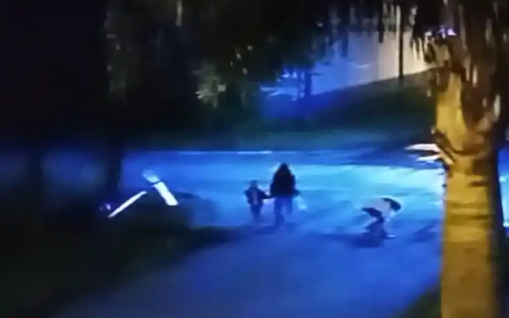 buscan a persona que encontró un celular