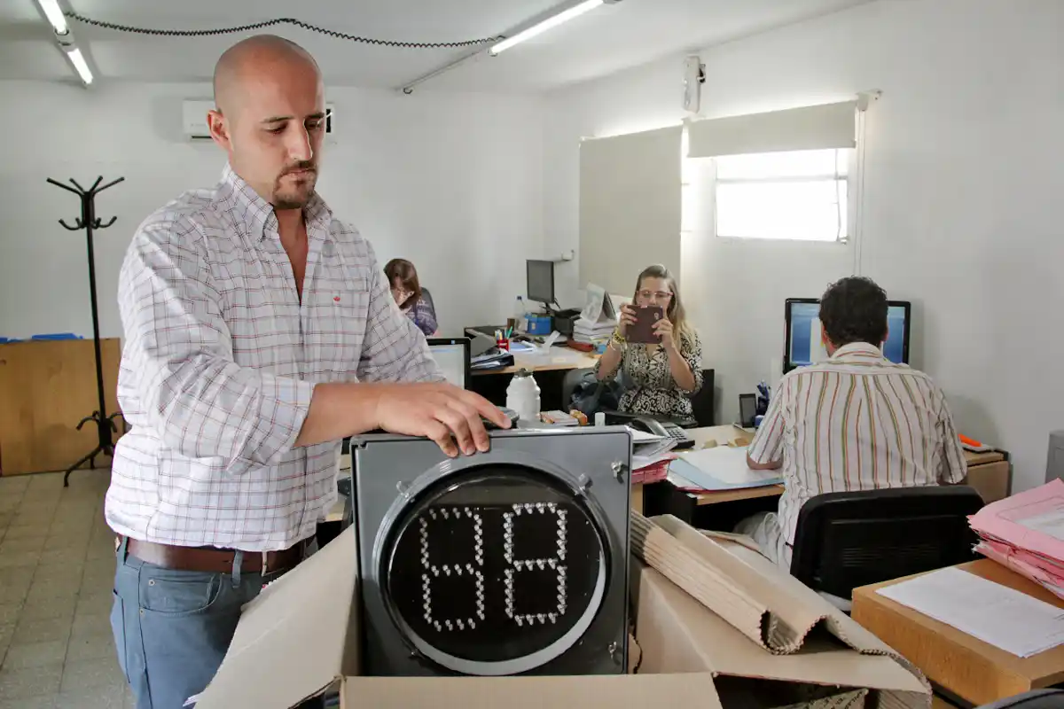 Se licitó la compra de 200 decrementadores para semáforos