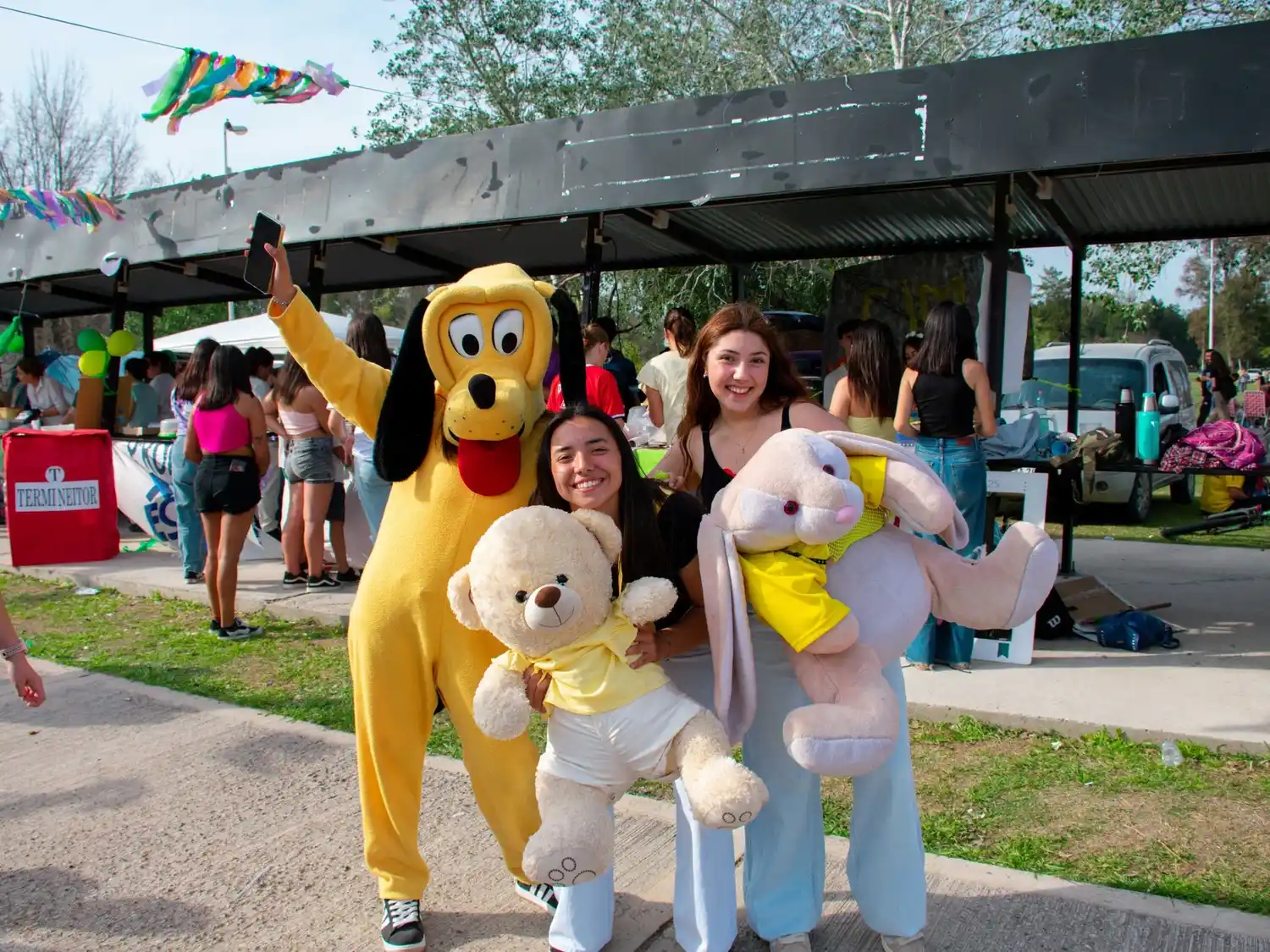 Los jóvenes aguardan con expectativas los festejos del estudiante y de la primavera.