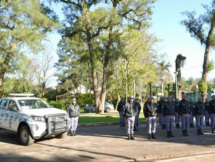 El Comando Superior continúa distribuyendo 
móviles a dependencias de distintas localidades