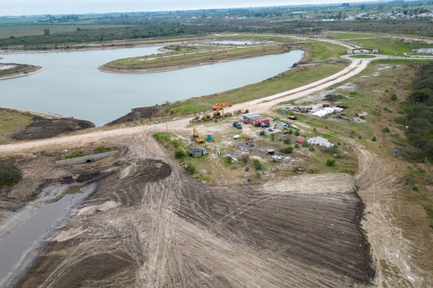 Amarras, drones y ambiente: Todos los detalles de la presentación contra el desvío del río