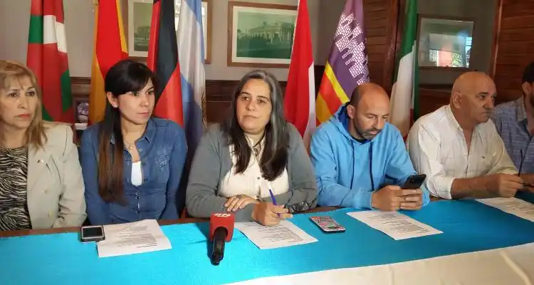 Feria de las Colectividades: Comerciantes, colectividades y gobierno en desacuerdo por falta de comunicación