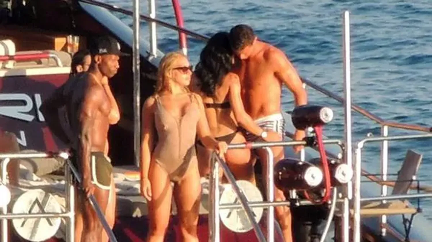 Una conquista de verano de Cristiano Ronaldo lo dejó en ridículo con una confesión sexual