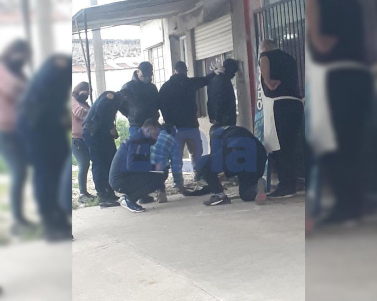 Robo millonario y de película en Larroque: maniataron a 2 mujeres y les llevaron 40.000 dólares