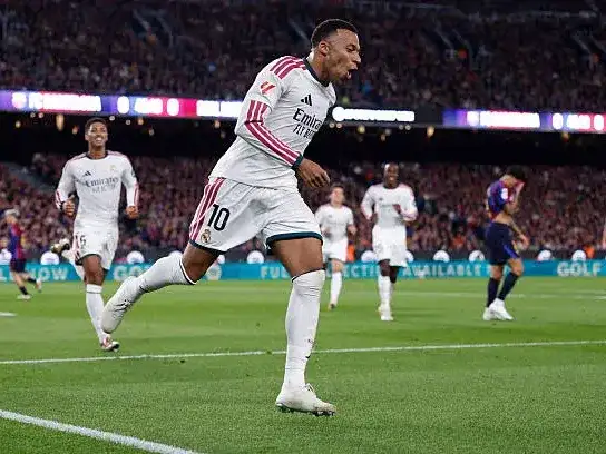 Mbappé marcó los dos goles del equipo de Madrid.