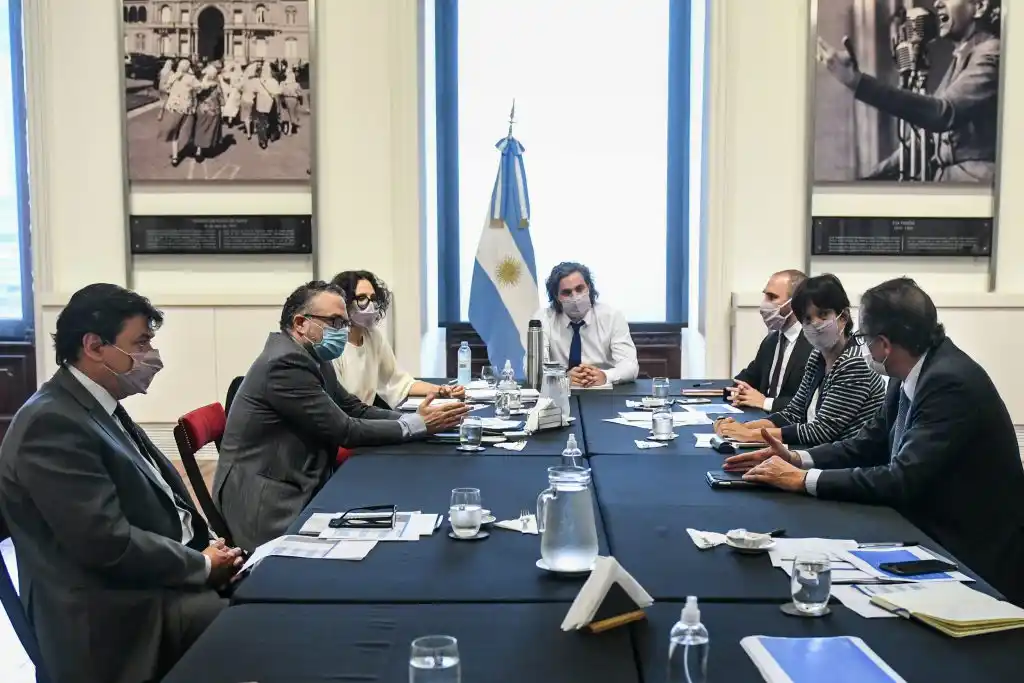 Citarán a empresarios y gremialistas a discutir acuerdo de precios y salarios