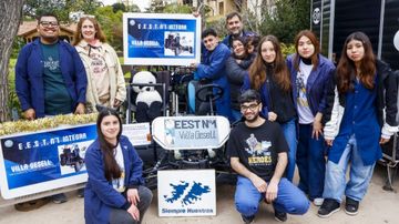 Alumnos de una escuela técnica de Villa Gesell crearon un UTV adaptado para personas con movilidad reducida