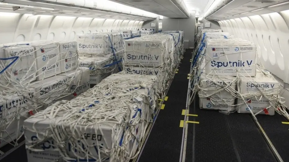 Llegó un nuevo vuelo desde Moscú con 815.150 dosis de la Sputnik V