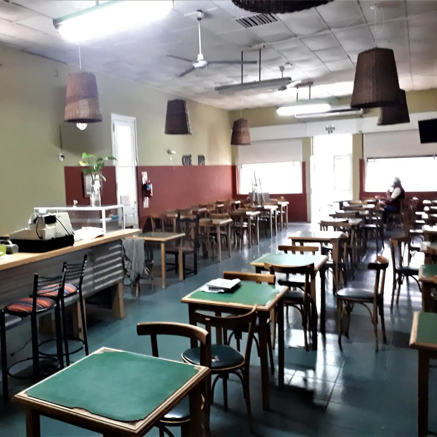 La velada tendrá lugar en el mítico bar ubicado en 25 de Mayo 848.