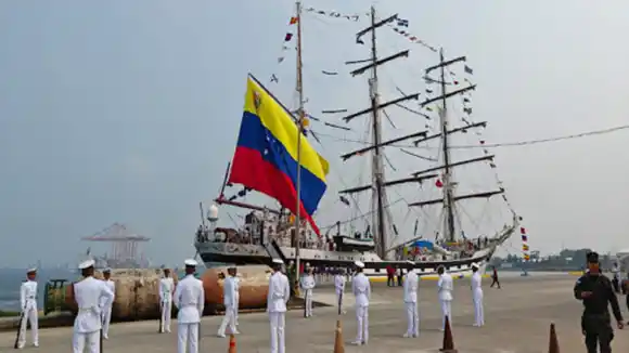 PARA ESTRECHAR LAZOS de amistad con América Latina: el buque escuela Simón Bolívar está de visita en Honduras