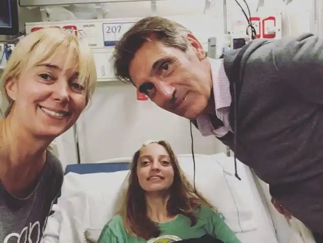 Le dieron el alta a la hija de Marisa Brel