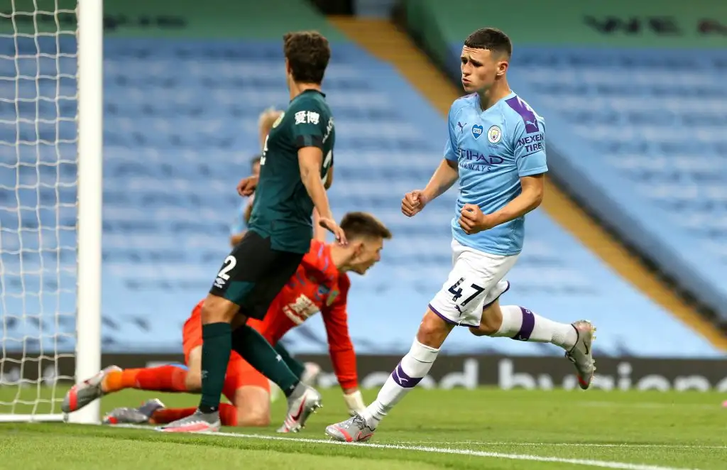 Manchester City goleó, y Agüero será operado