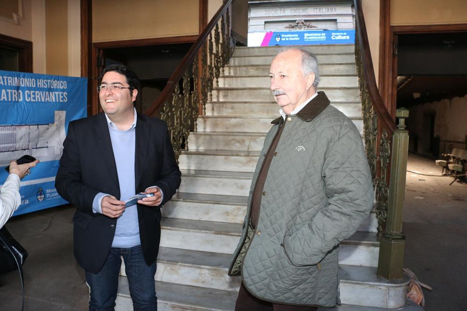 El teatro Cervantes se abre a la comunidad  y recopila historias 