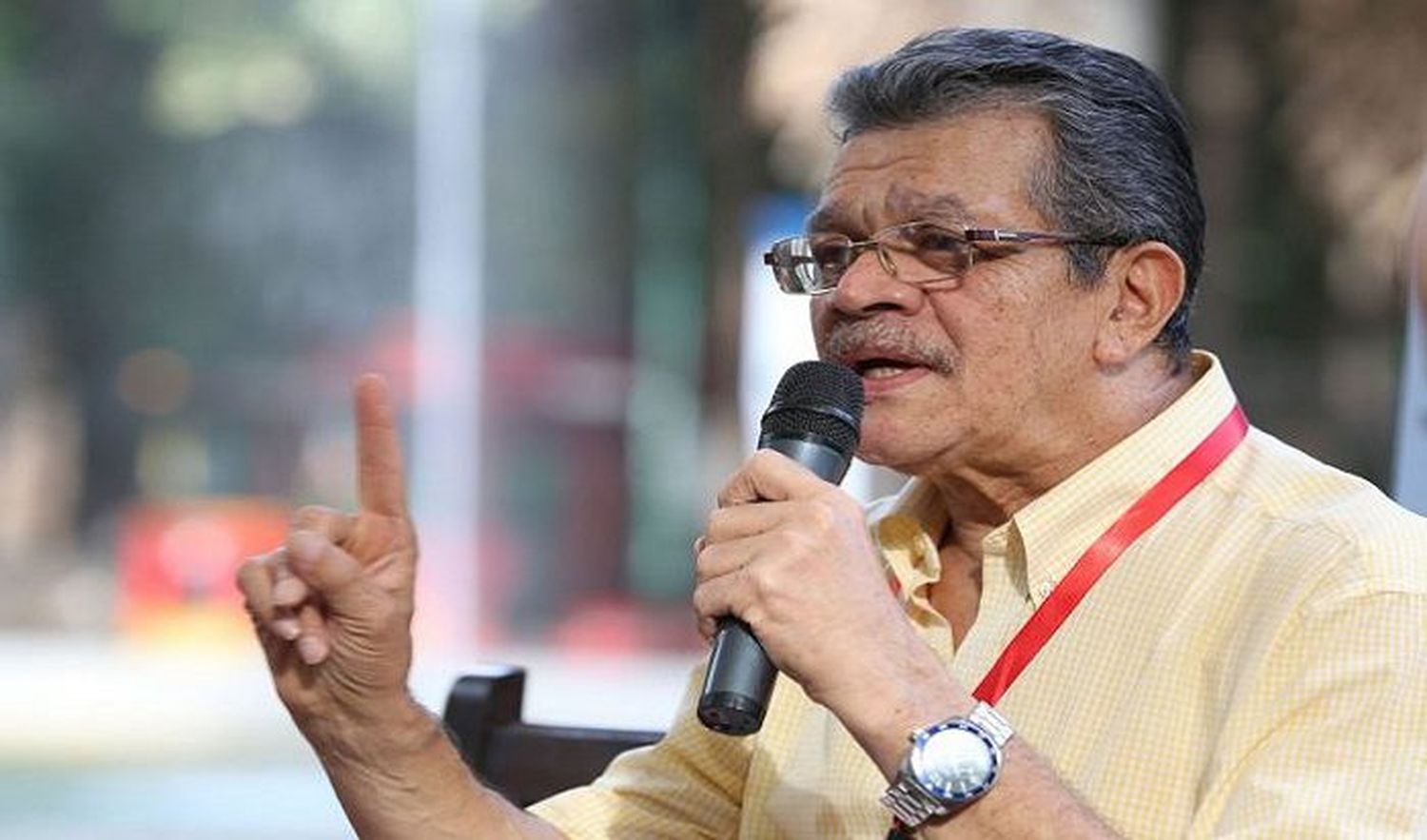Fallece al periodista y diputado Earle Herrera