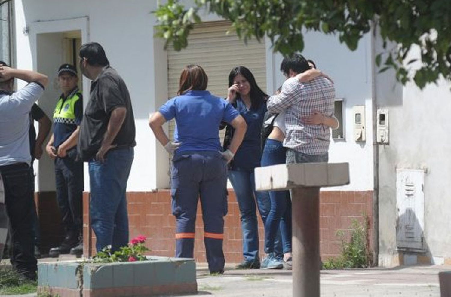 Una madre mató a sus dos hijos e intentó suicidarse