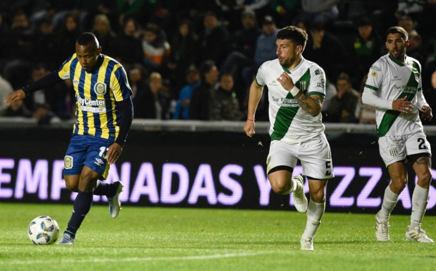 Central fue goleado de visitante: cayó 3-0 frente a Banfield