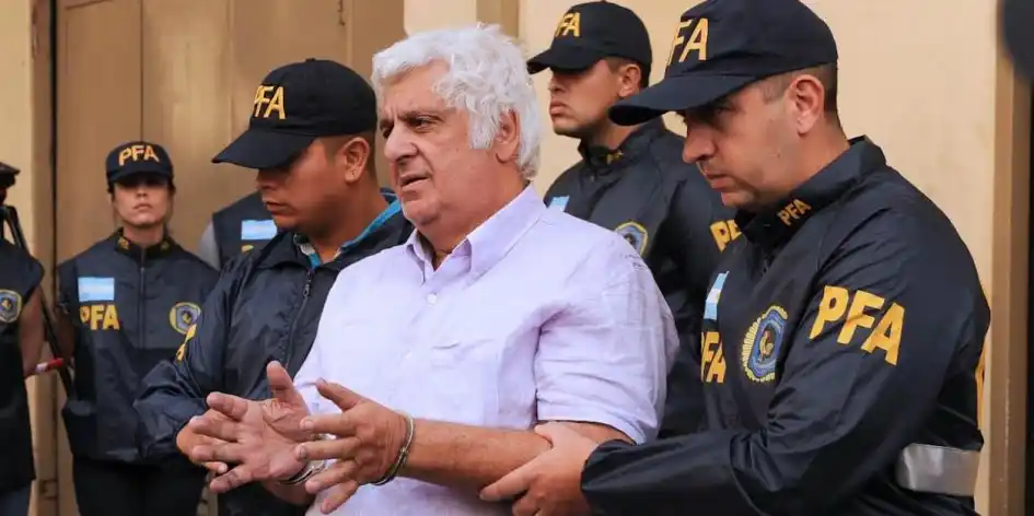 Alberto Samid seguirá detenido