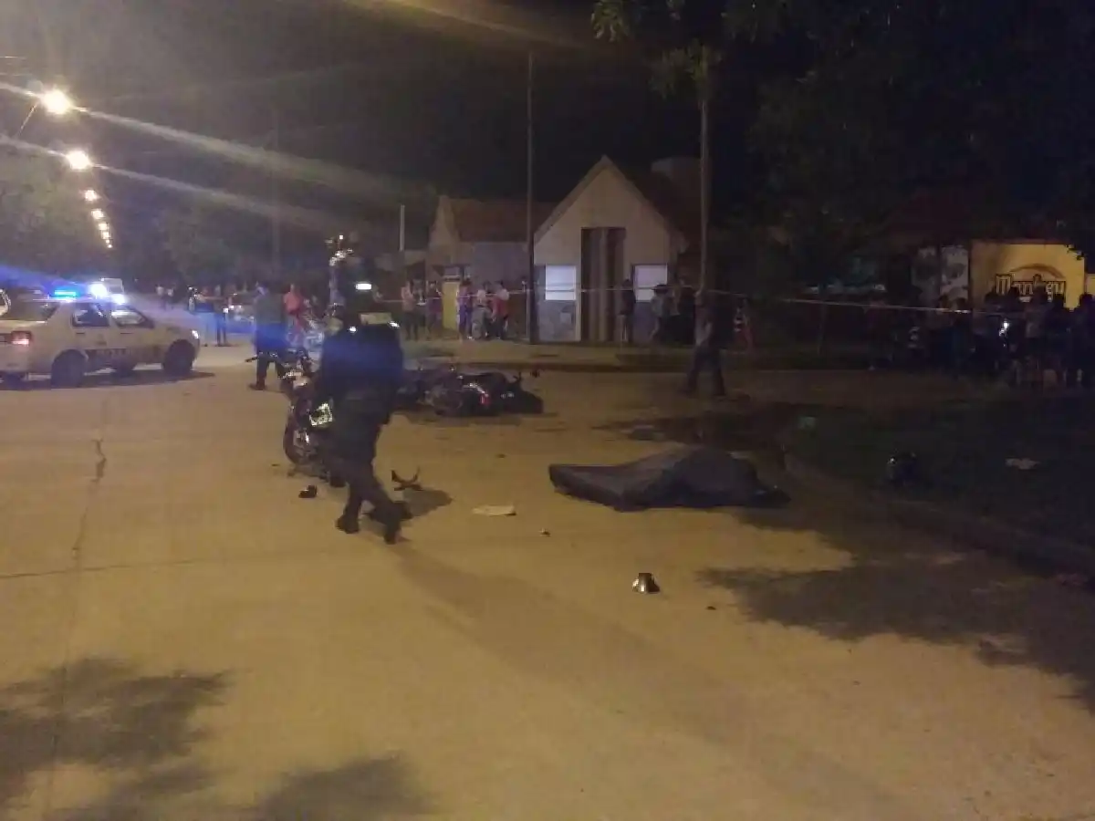 URGENTE: una persona fallecida en accidente entre motos 