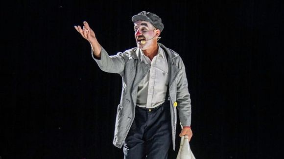 Abelardo presenta su nuevo show en Wo Cultural