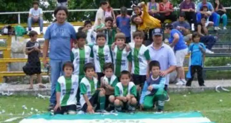 Campeones y clasificados