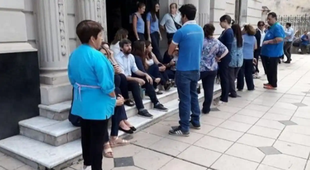 Casilda: municipales realizan medida de fuerza