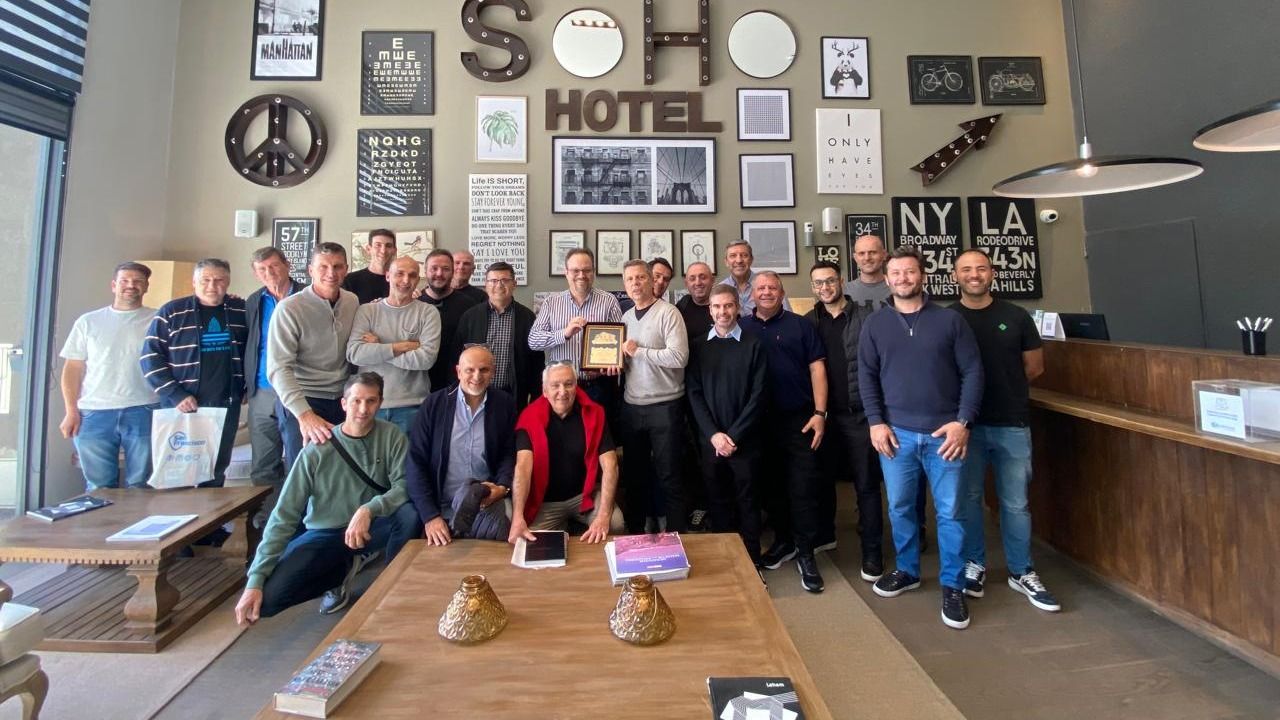 Bernarte, junto a empresarios locales, en Neuquén.