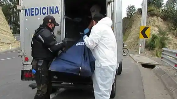 ¿LO EXTERMINARON? Asesinan a un venezolano en la frontera entre Ecuador y Colombia