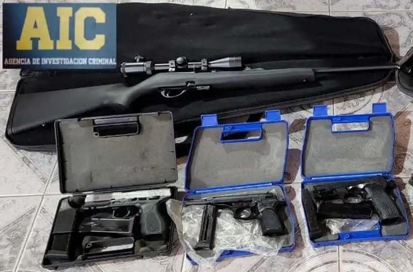 Allanaron una casa por violencia de género y se encontraron con un arsenal de armas