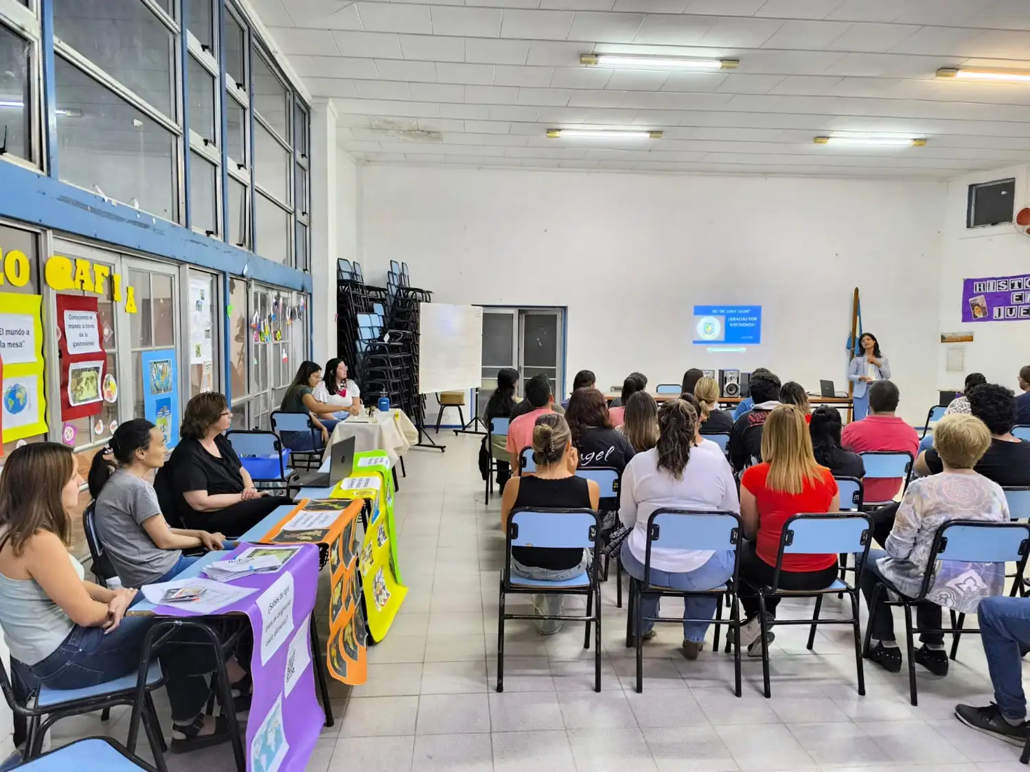 Leloir llevó adelante una jornada de difusión de sus carreras.