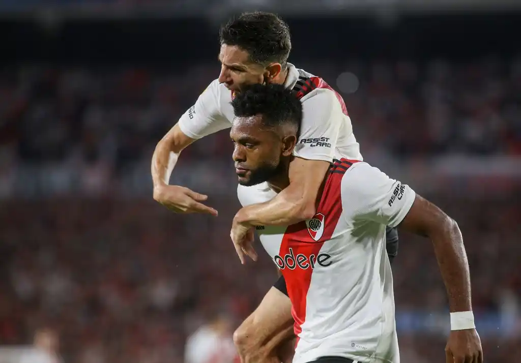 River no brilló, pero superó con claridad a Independiente