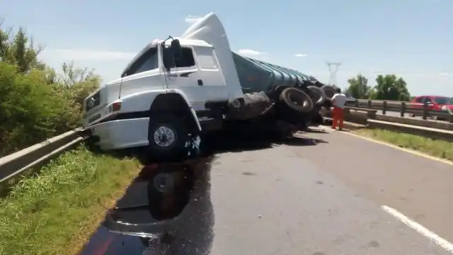 Dos accidentes sobre Ruta 12 involucraron a vecinos de Gualeguay