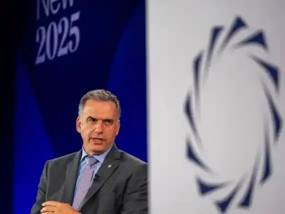 El uruguayo Orsi busca “los mejores vínculos” con el Mercosur