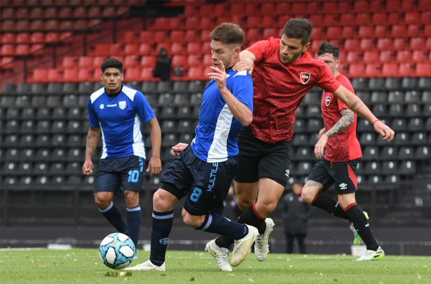 Newells igualó ante Rafaela en el Coloso en su segundo amistoso