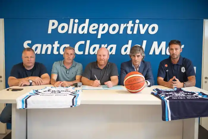 Convenio Peñarol en el Polideportivo de Santa Clara - 2