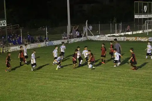 Si el tiempo lo permite, hoy continúa el Gurisito Sabalero